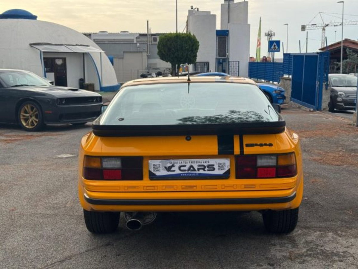 Porsche 944 Coupé 944 (5)