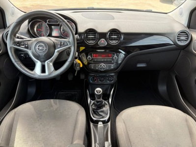 Opel Adam 1.2 70 CV Jam (11)