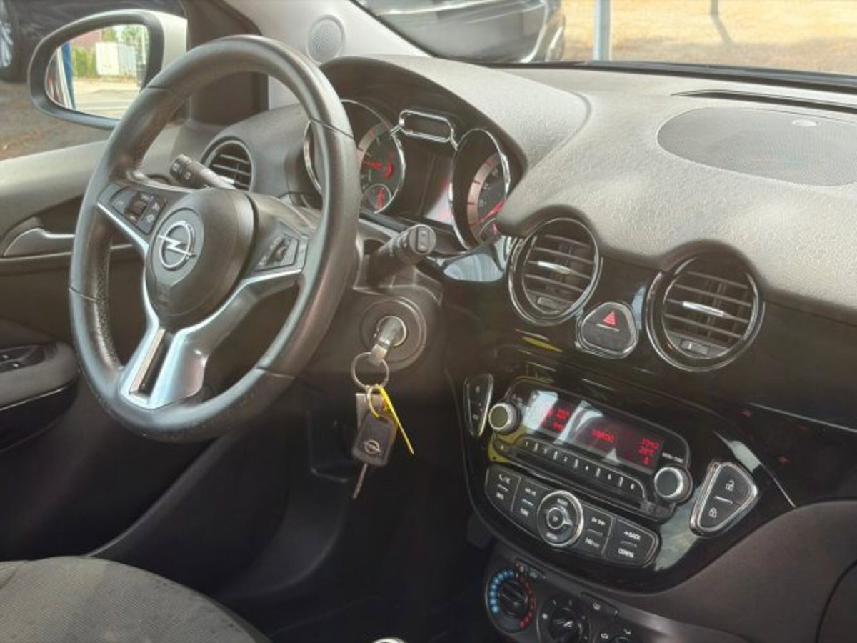 Opel Adam 1.2 70 CV Jam (13)