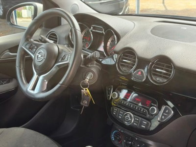 Opel Adam 1.2 70 CV Jam (13)