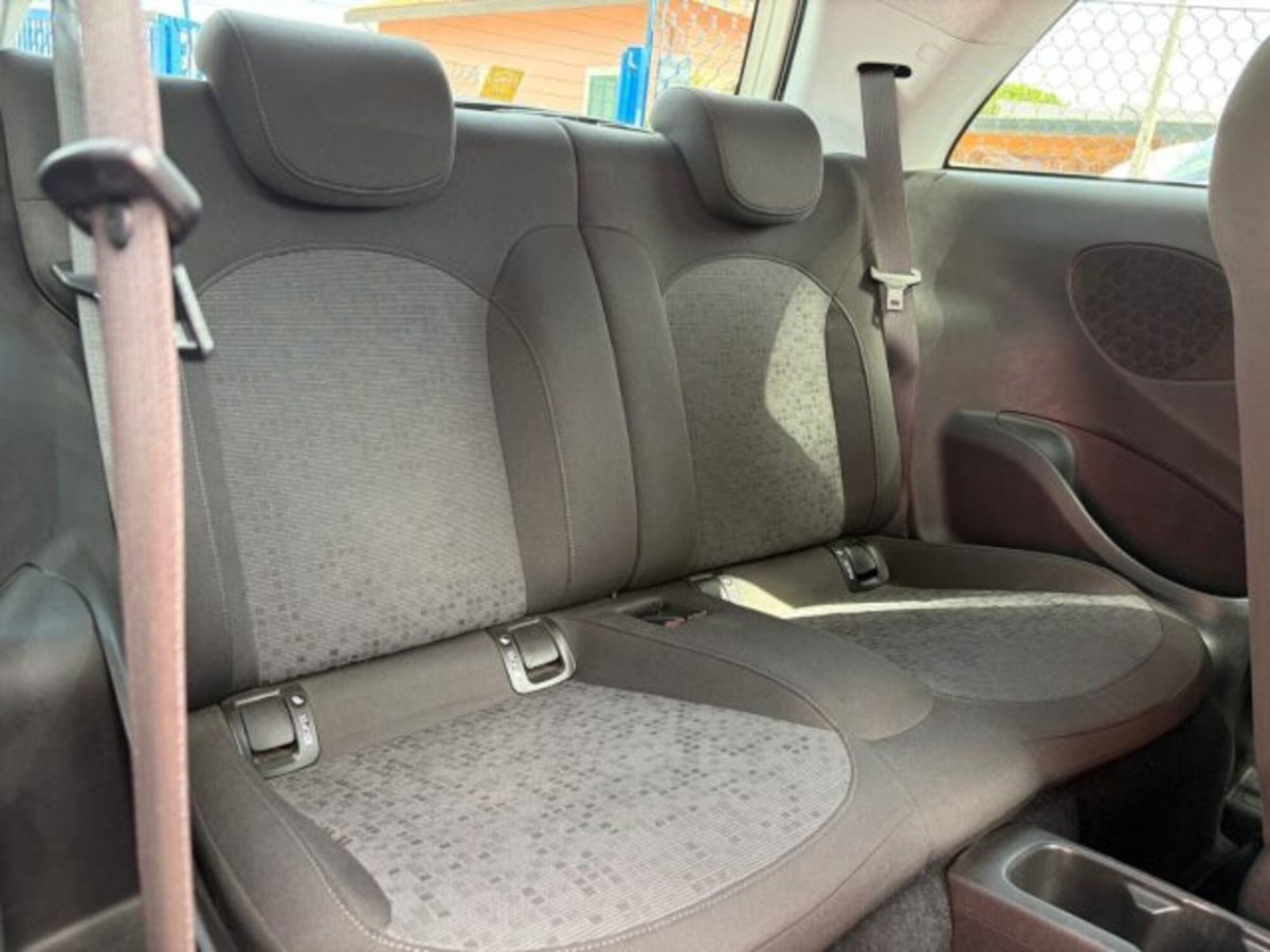 Opel Adam 1.2 70 CV Jam (15)