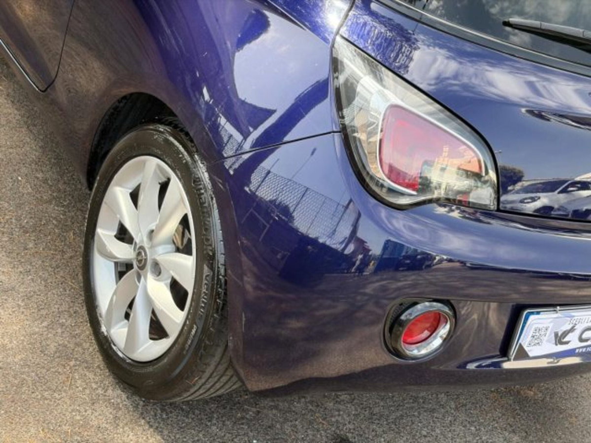Opel Adam 1.2 70 CV Jam (9)