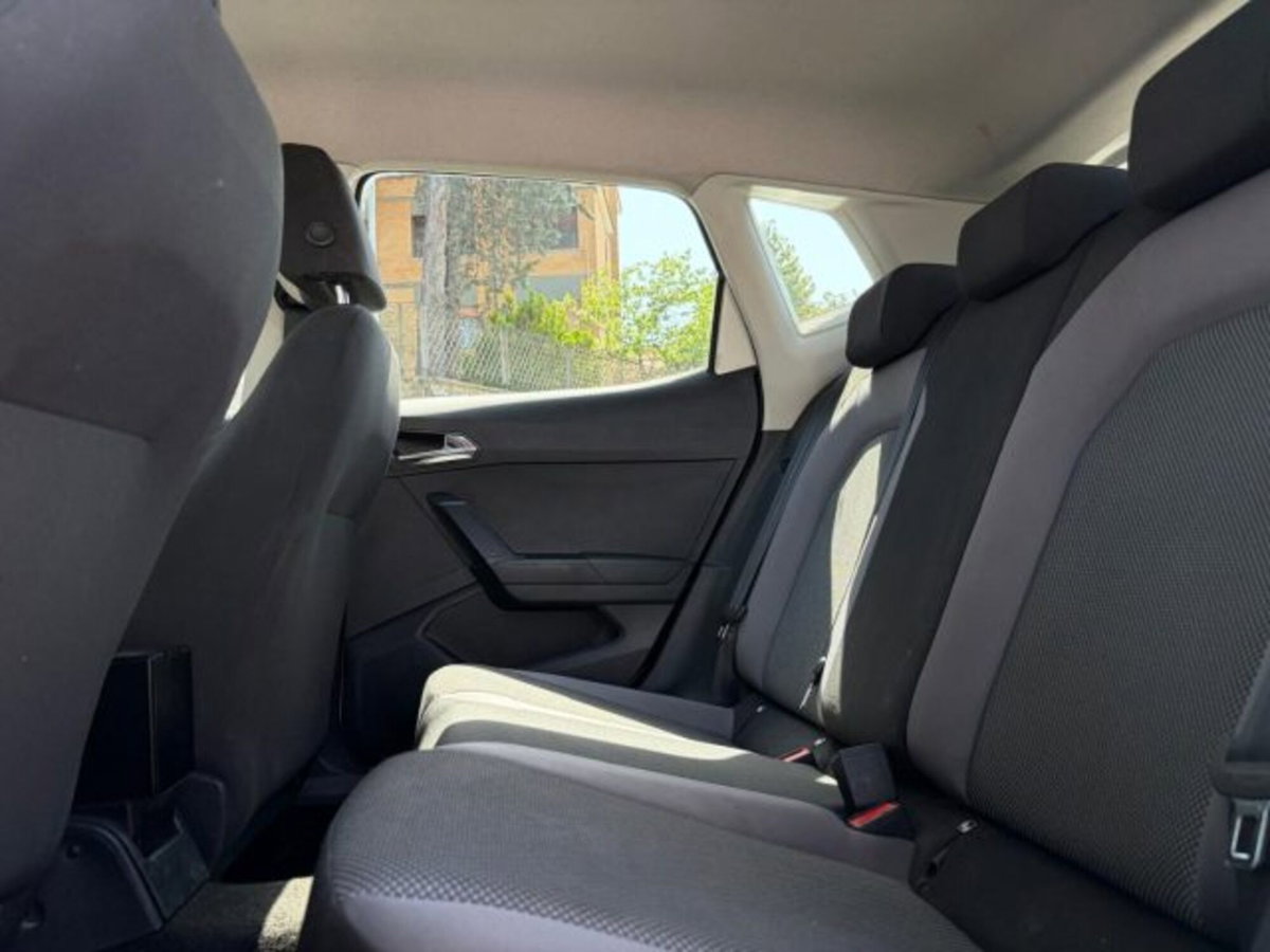 SEAT Arona 1.0 TGI Style (16)