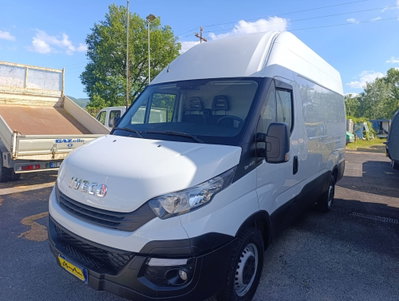 Iveco Daily Telaio 33S14 2.3 HPT PC Cabinato (2)