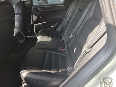 Porsche Macan 2.0 (10)