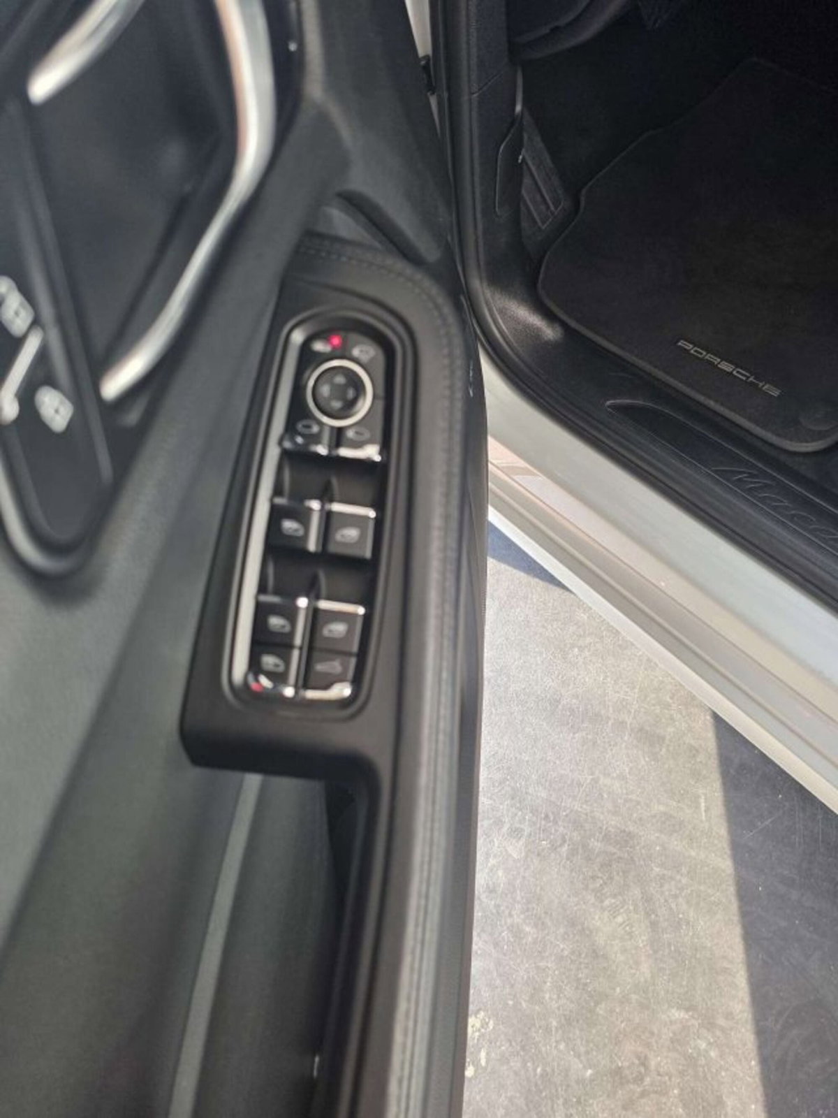 Porsche Macan 2.0 (5)