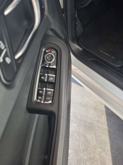Porsche Macan 2.0 (5)