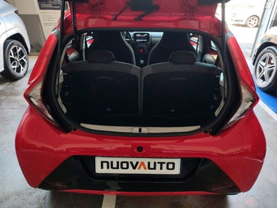 Toyota Aygo 1.0 VVT-i 72 CV 5 porte x-play (14)