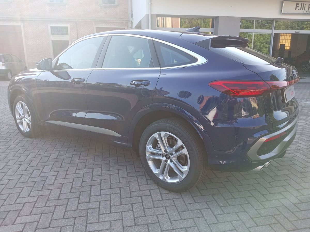 Audi Q4 Sportback 40 S line edition (10)