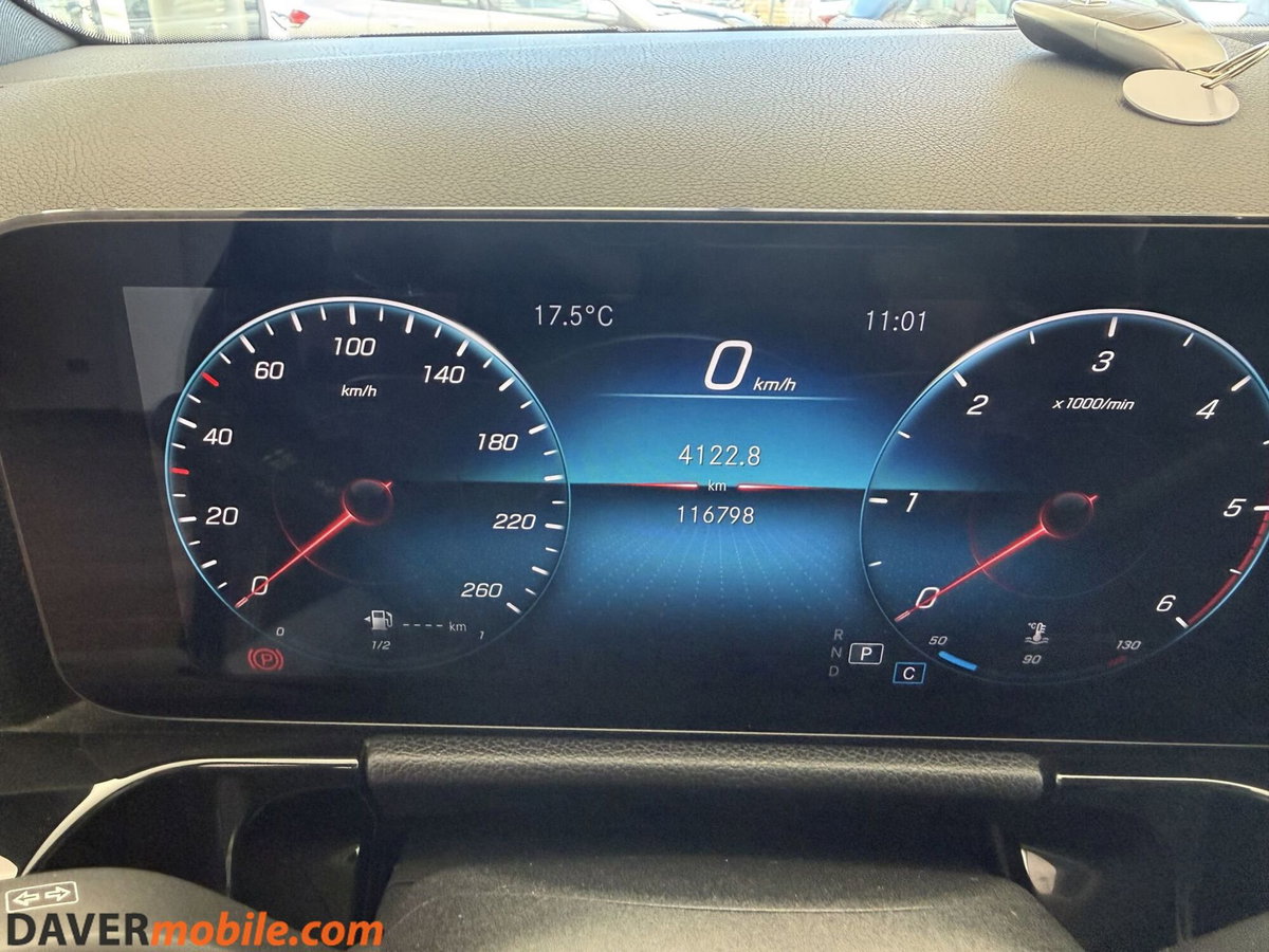 Mercedes-Benz GLA SUV 200 d Automatic Sport Plus (13)