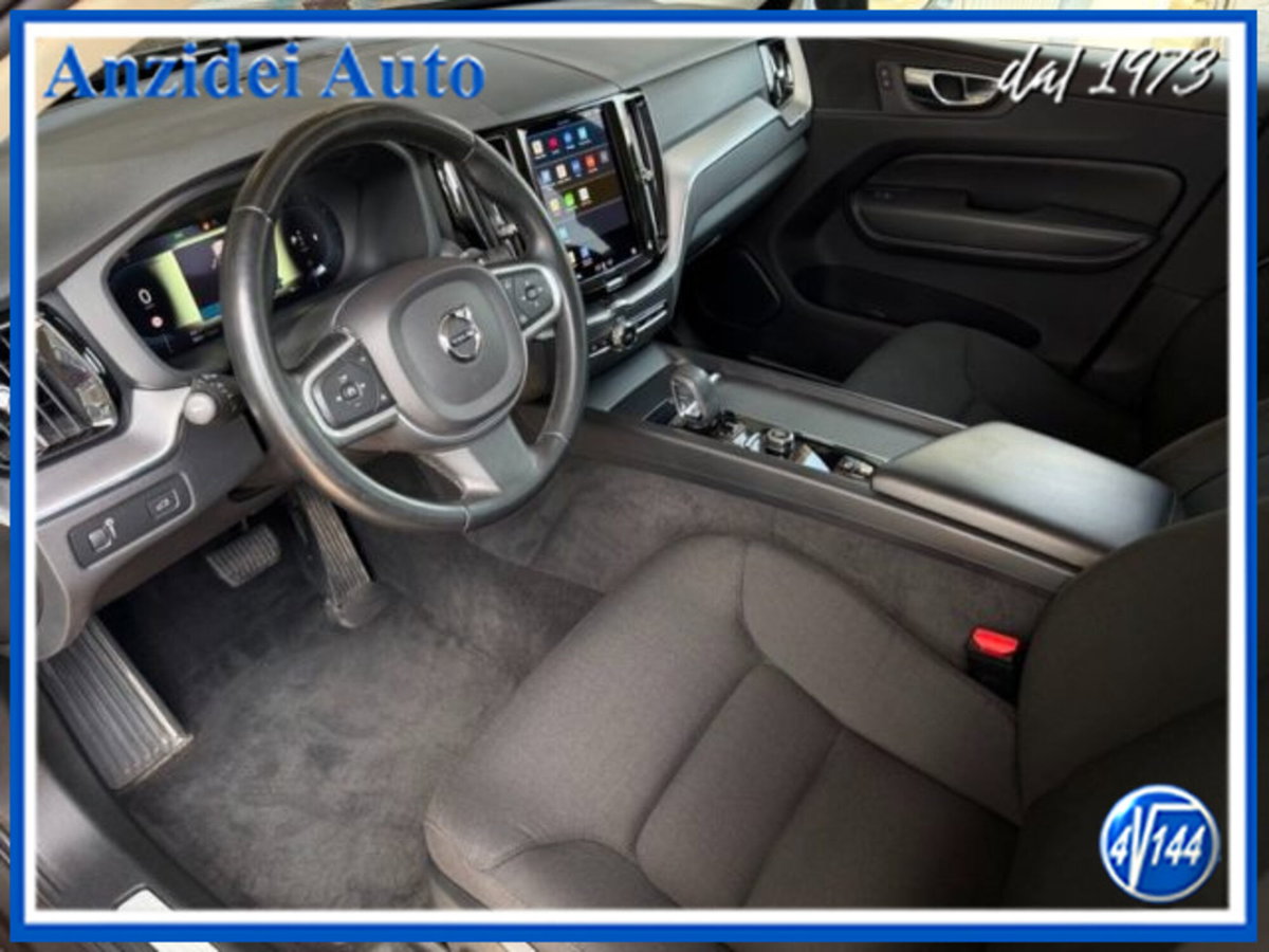 Volvo XC60 B4 (d) AWD Geartronic Business Plus (18)