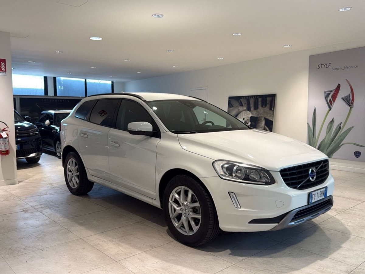 Volvo XC60 D3 Geartronic Momentum (2)