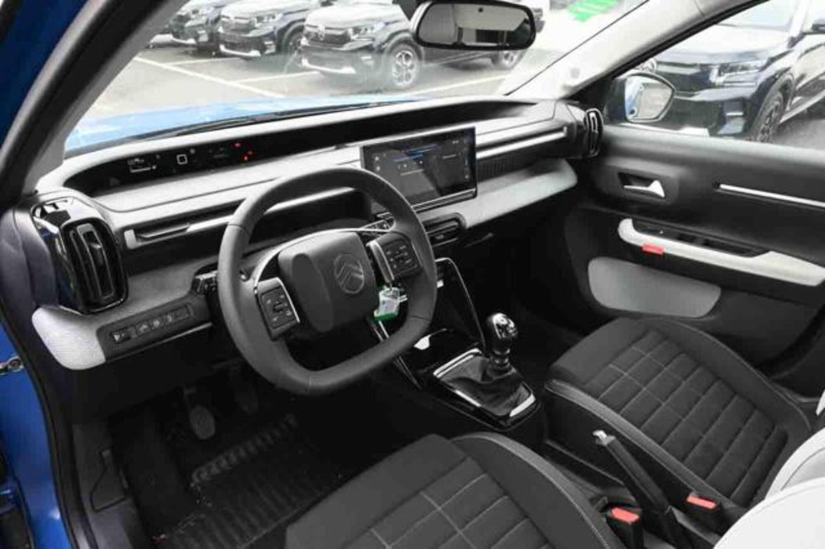 Citroen C3 1.2 puretech turbo Max 100cv s&s (8)
