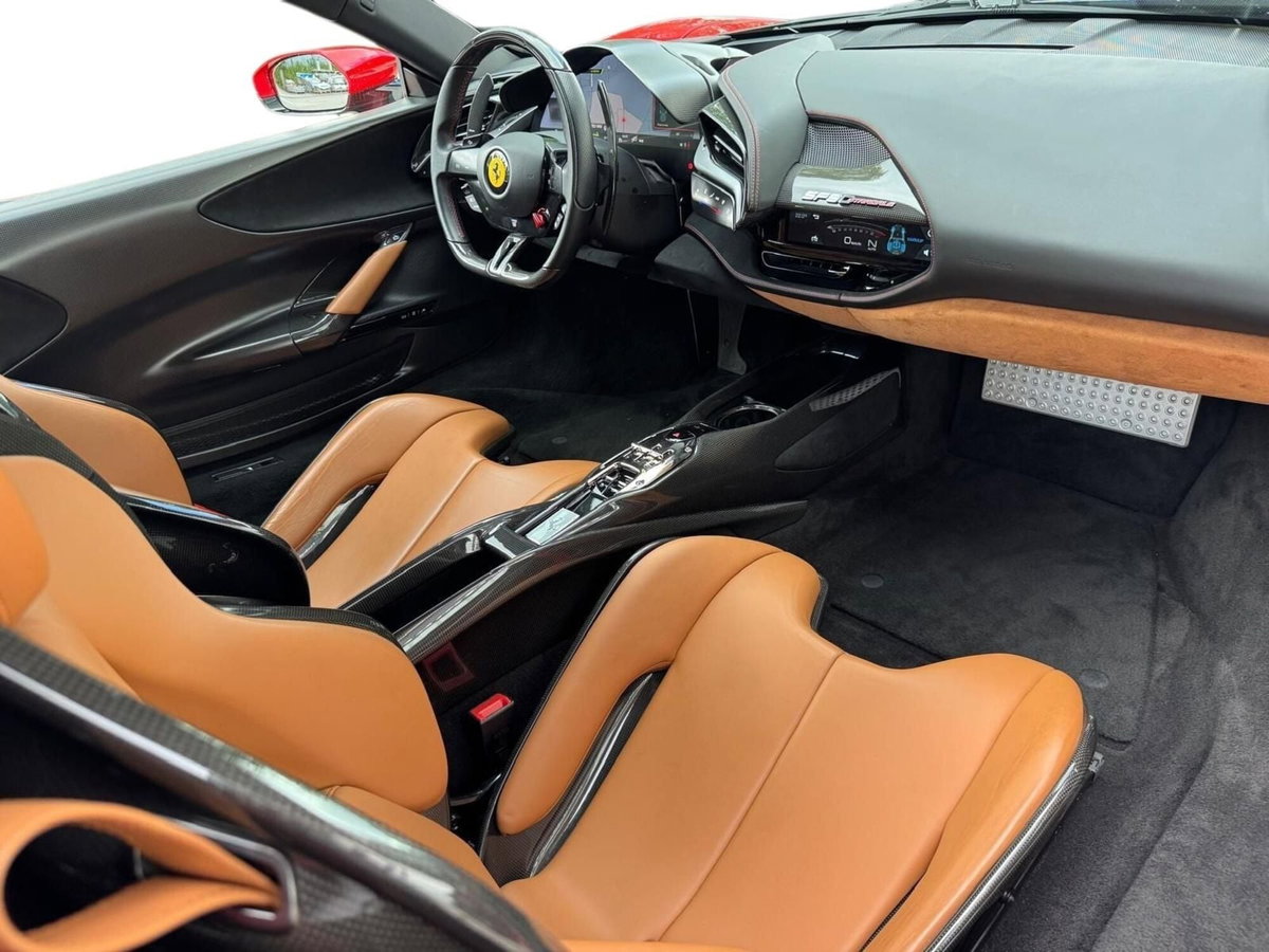 Ferrari SF90 Coupé SF90 Stradale (10)