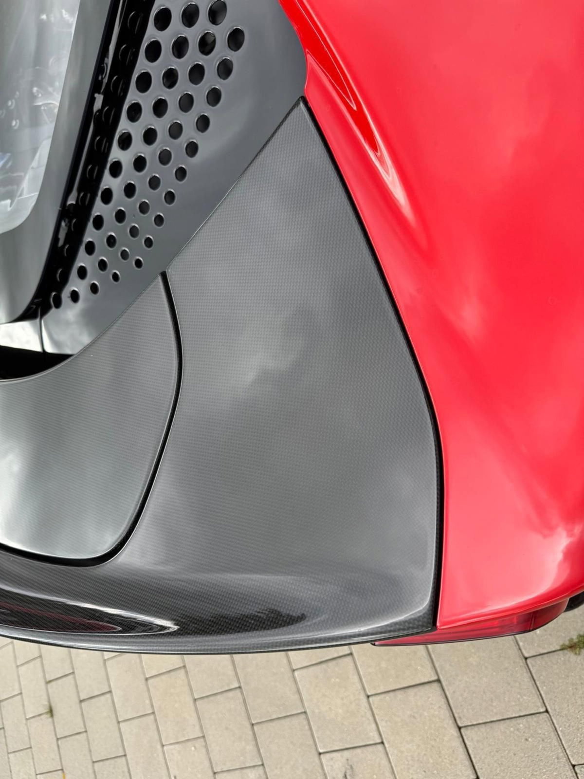Ferrari SF90 Coupé SF90 Stradale (7)
