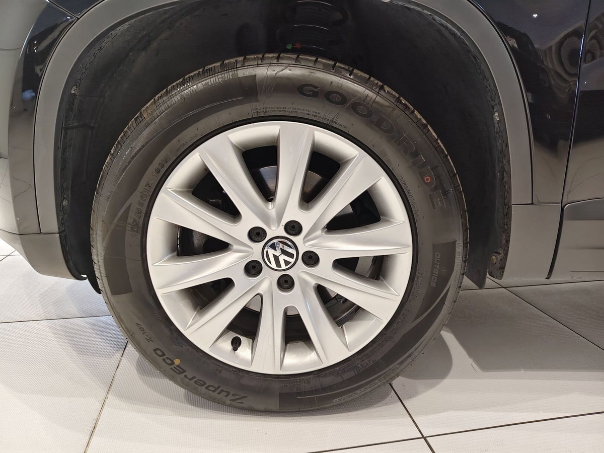 Volkswagen Tiguan 1.4 TSI 4MOTION Sport & Style (8)