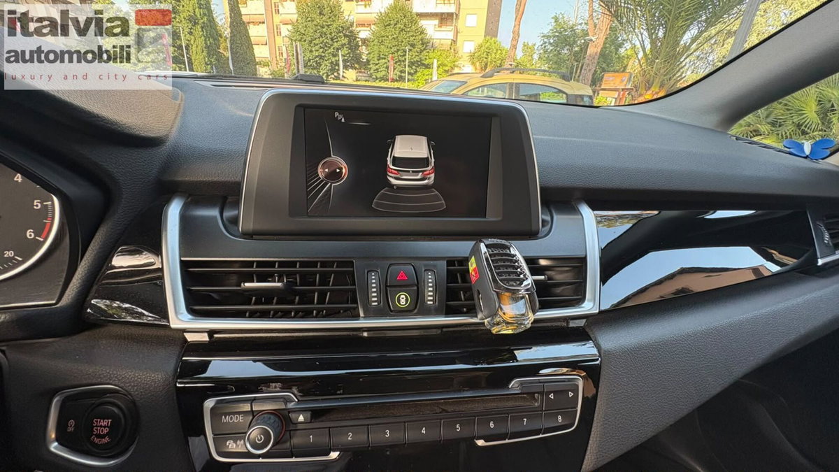 BMW Serie 2 Active Tourer 218d (11)