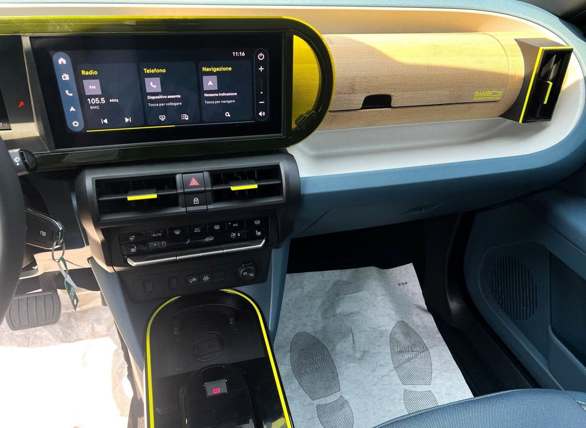 Fiat Grande Panda 1.2 hybrid La Prima 110cv edct (13)