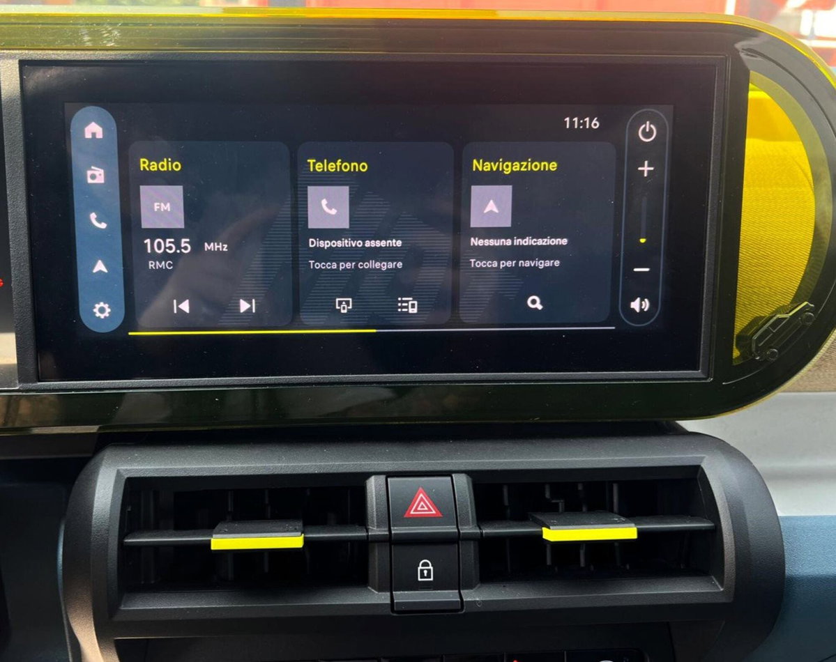 Fiat Grande Panda 1.2 hybrid La Prima 110cv edct (14)