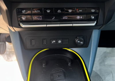 Fiat Grande Panda 1.2 hybrid La Prima 110cv edct (15)