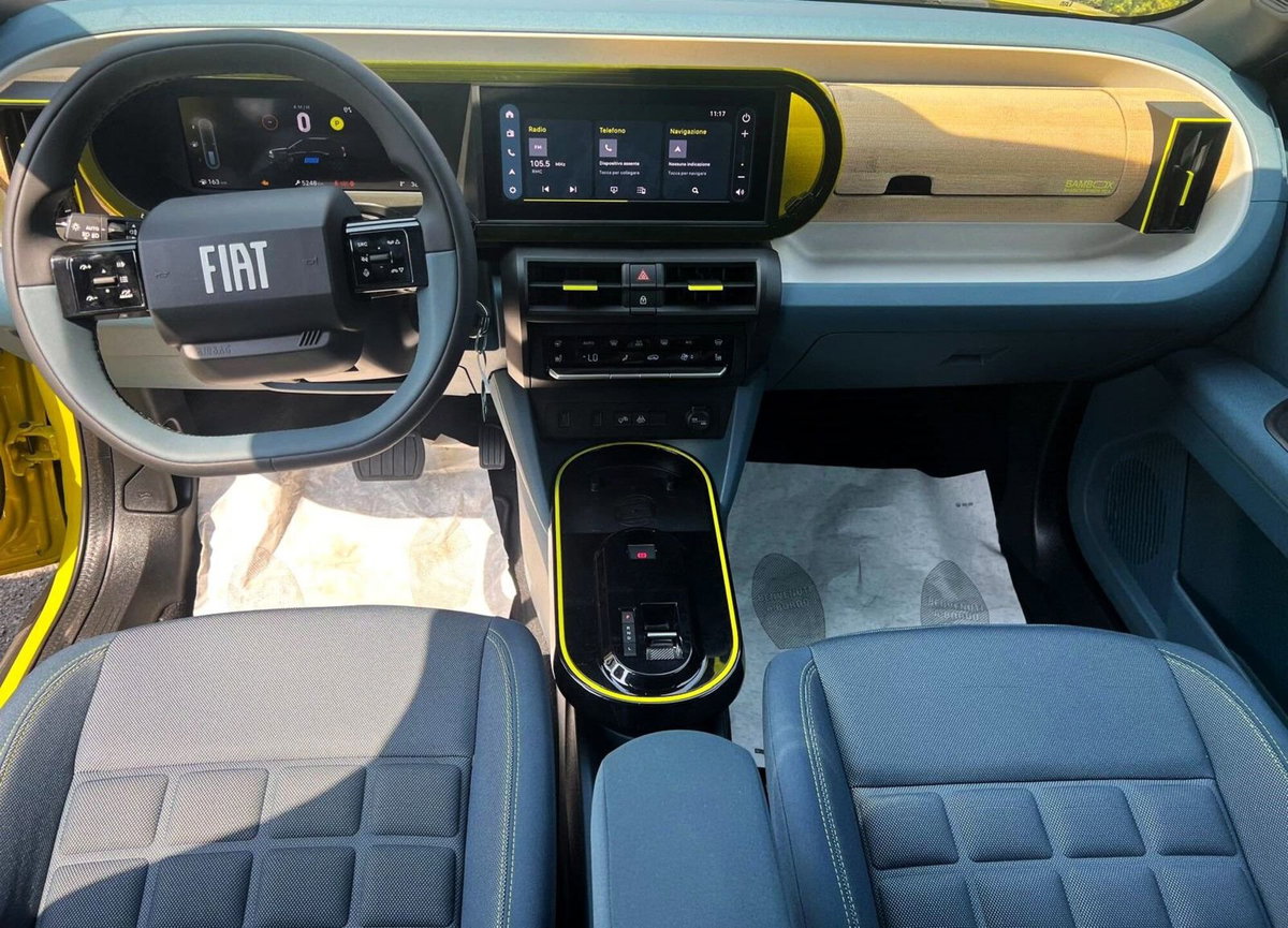 Fiat Grande Panda 1.2 hybrid La Prima 110cv edct (19)