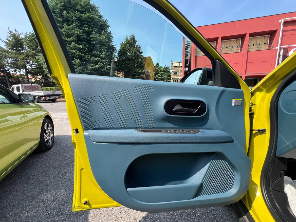 Fiat Grande Panda 1.2 hybrid La Prima 110cv edct (9)
