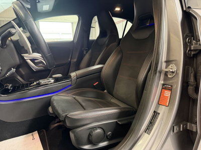 Mercedes-Benz Classe A 180 d Premium (12)