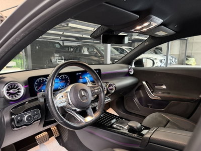 Mercedes-Benz Classe A 180 d Premium (13)