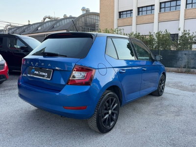 Skoda Fabia 1.0 MPI 60 CV Design Edition (6)