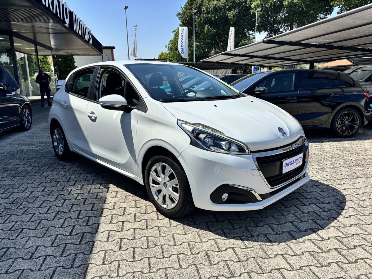 Peugeot 208 68 5 porte Active (3)