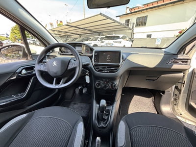 Peugeot 208 68 5 porte Active (9)