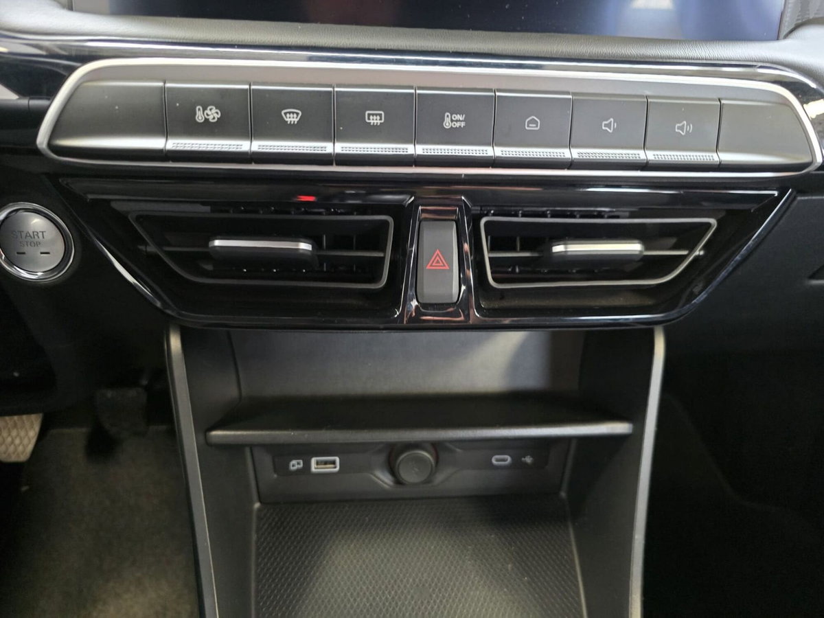 Mg MG3 1.5 hybrid+ Comfort auto (14)
