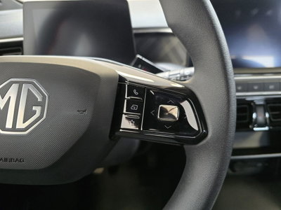 Mg MG3 1.5 hybrid+ Comfort auto (17)