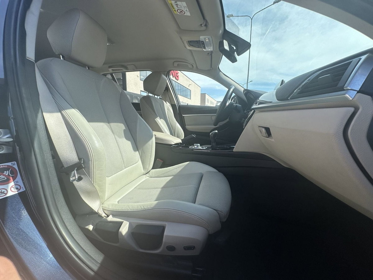 BMW Serie 3 320d Sport (13)