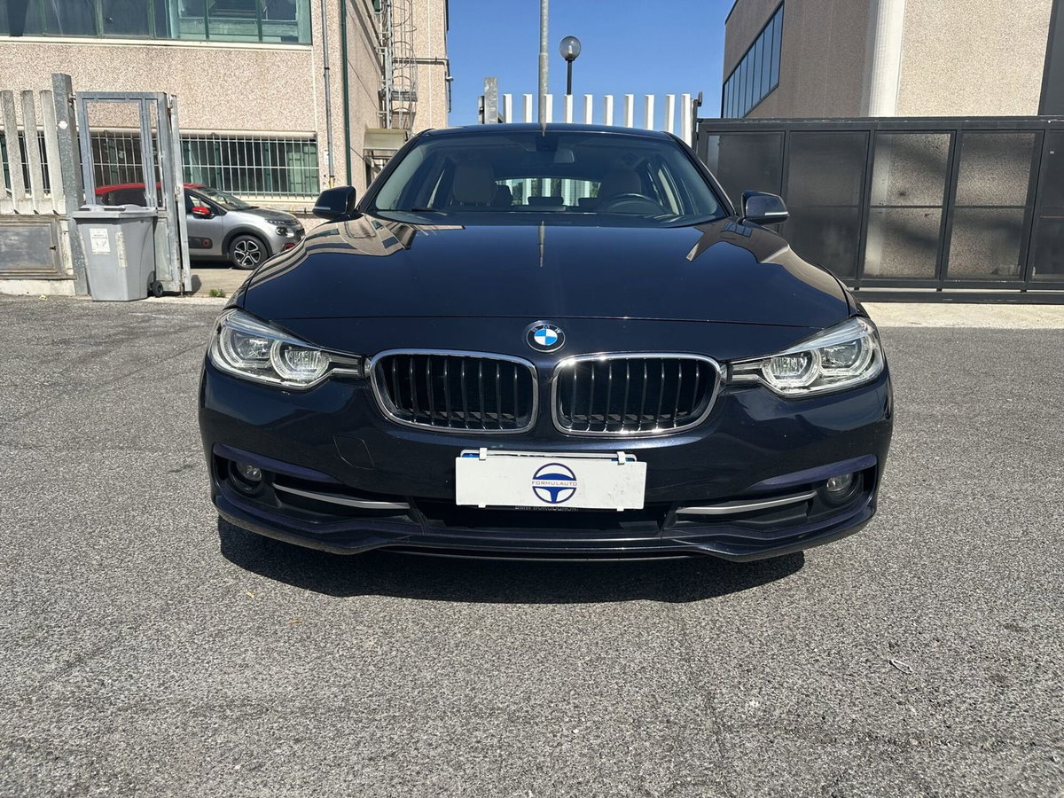 BMW Serie 3 320d Sport (2)