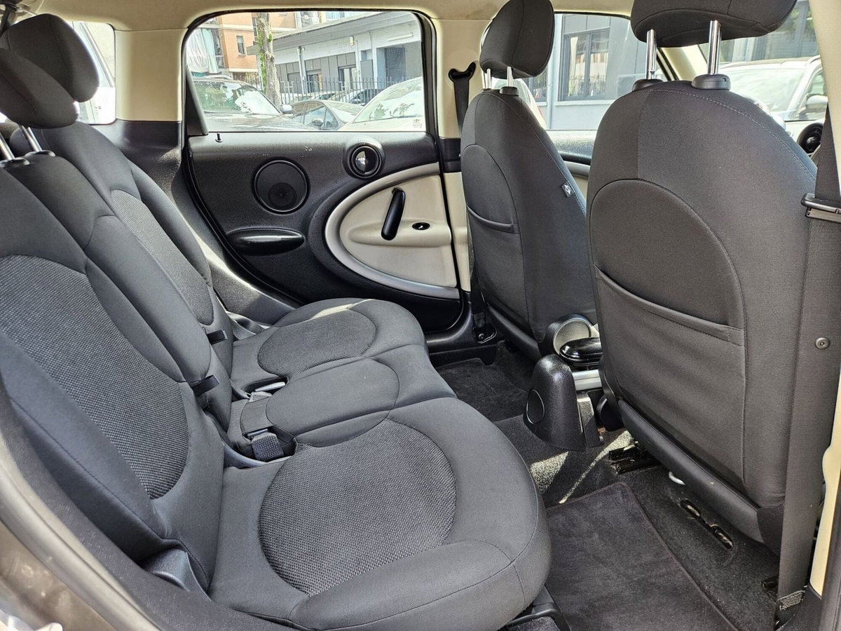 MINI Mini Countryman 1.6 Cooper D Countryman (12)