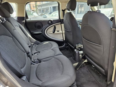 MINI Mini Countryman 1.6 Cooper D Countryman (12)