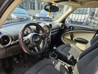 MINI Mini Countryman 1.6 Cooper D Countryman (6)