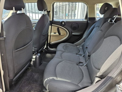 MINI Mini Countryman 1.6 Cooper D Countryman (8)