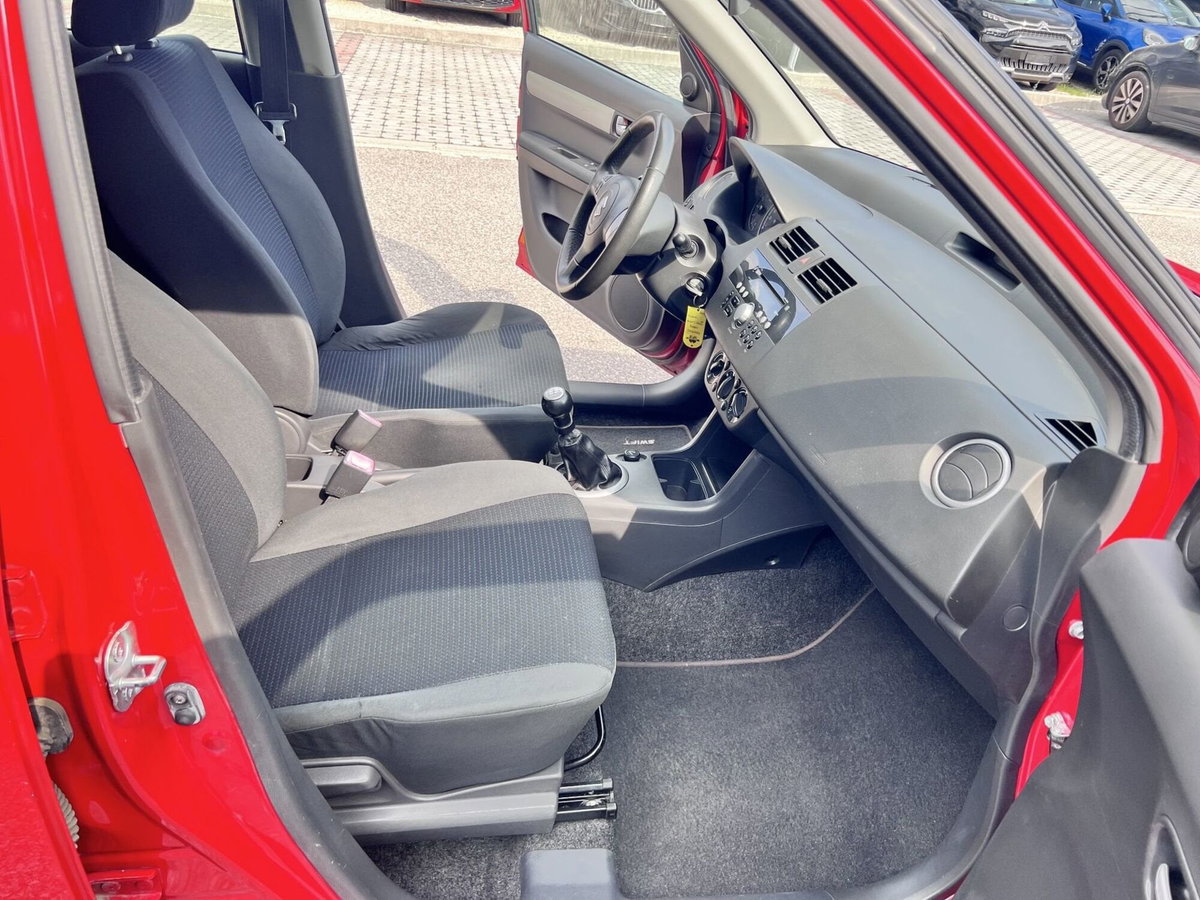 Suzuki Swift 1.3 5p. GL (7)
