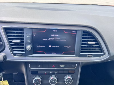 SEAT Leon ST 1.6 TDI 115 CV Business (14)