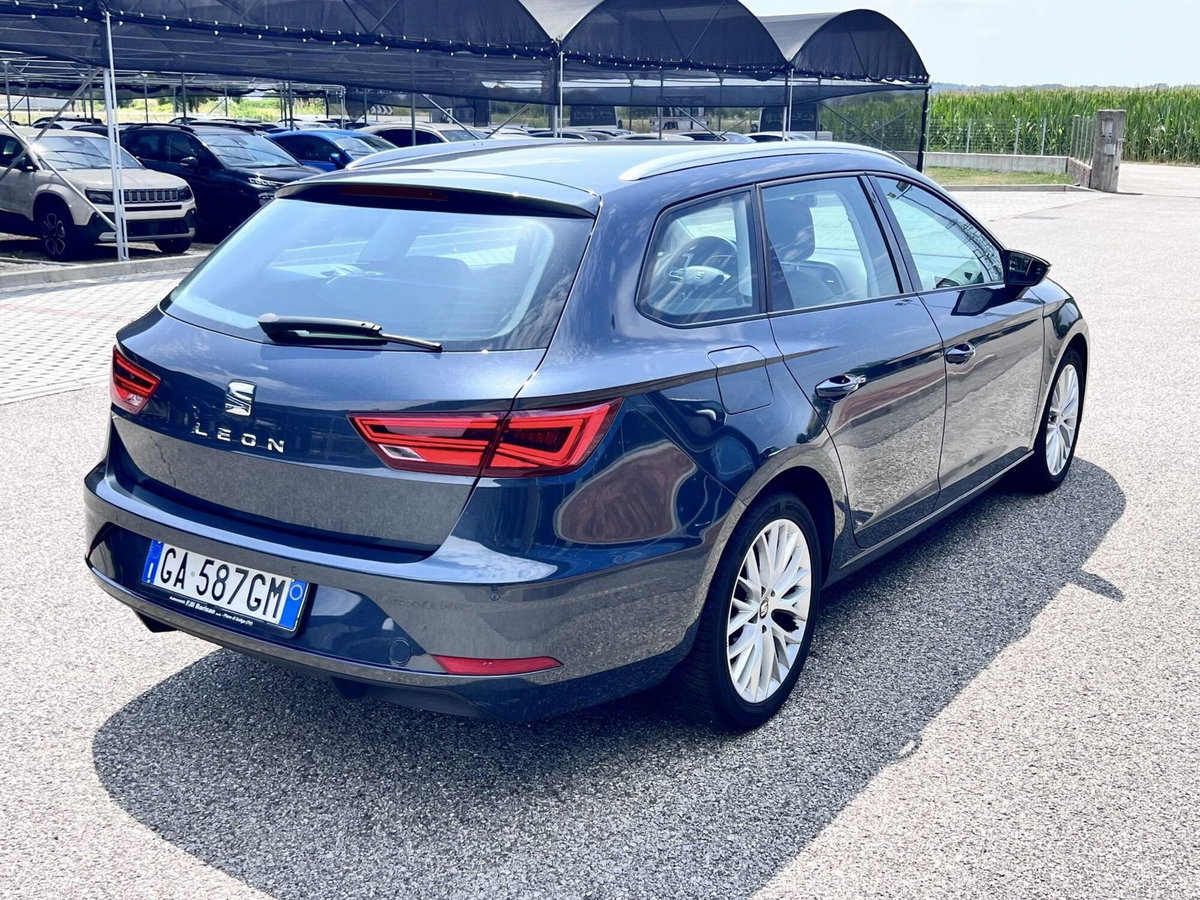 SEAT Leon ST 1.6 TDI 115 CV Business (3)