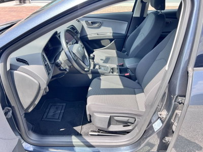 SEAT Leon ST 1.6 TDI 115 CV Business (5)