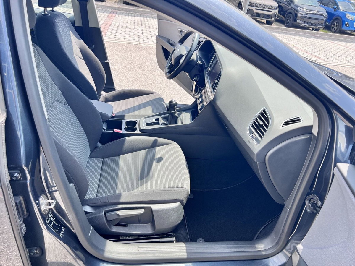 SEAT Leon ST 1.6 TDI 115 CV Business (7)