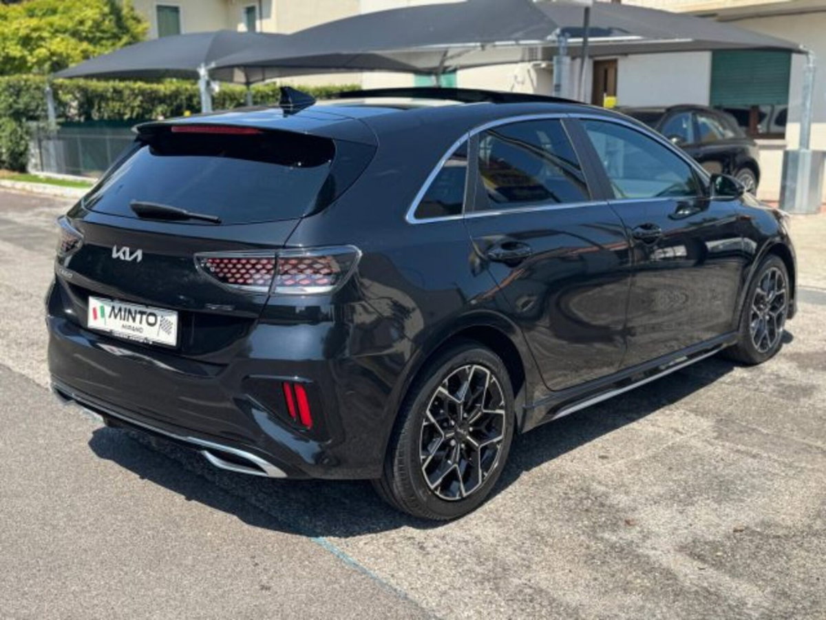 Kia Ceed 1.0 T-GDi 120 CV 5p. GT Line (3)