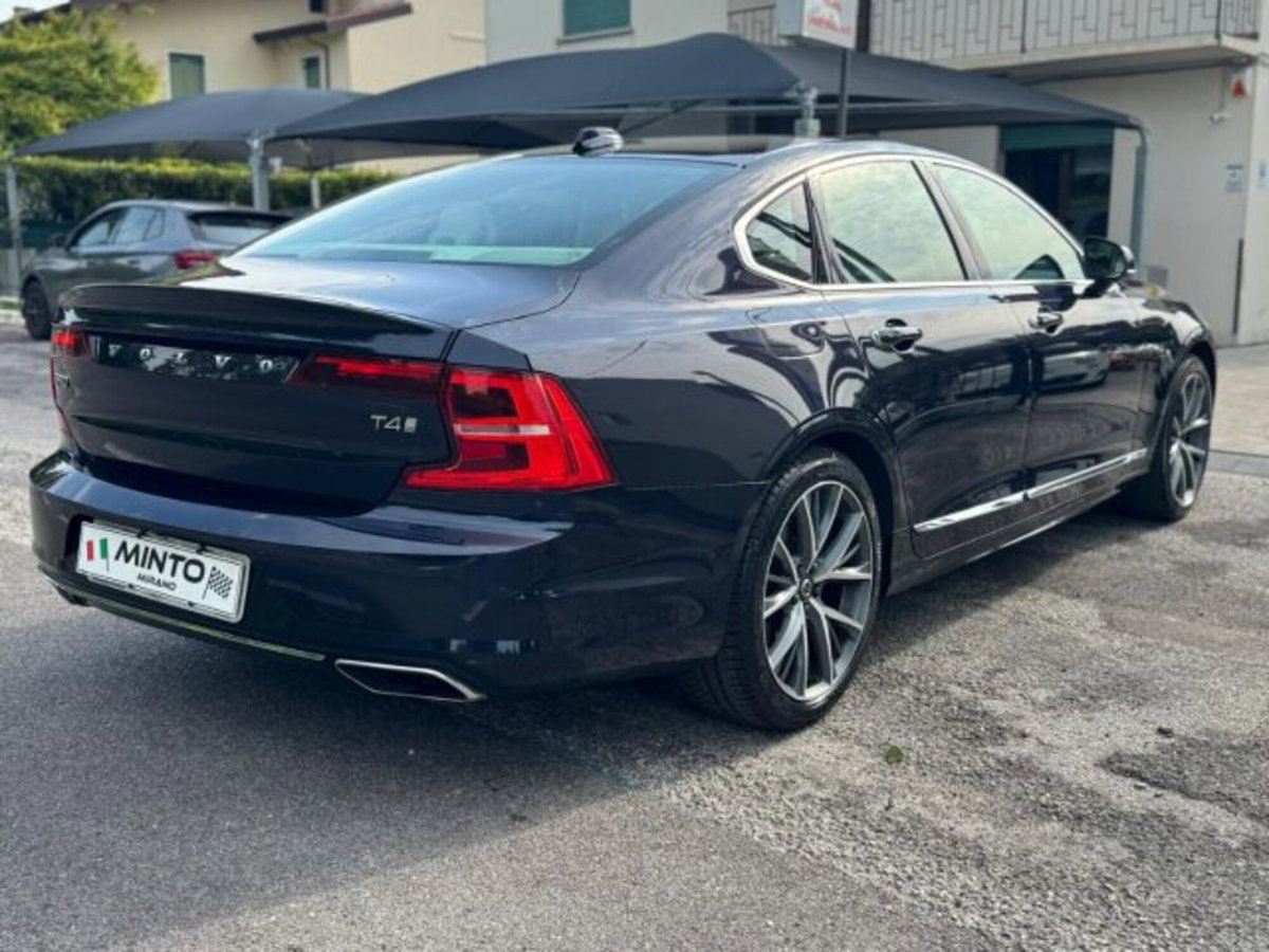 Volvo S90 T4 Geartronic Inscription (3)