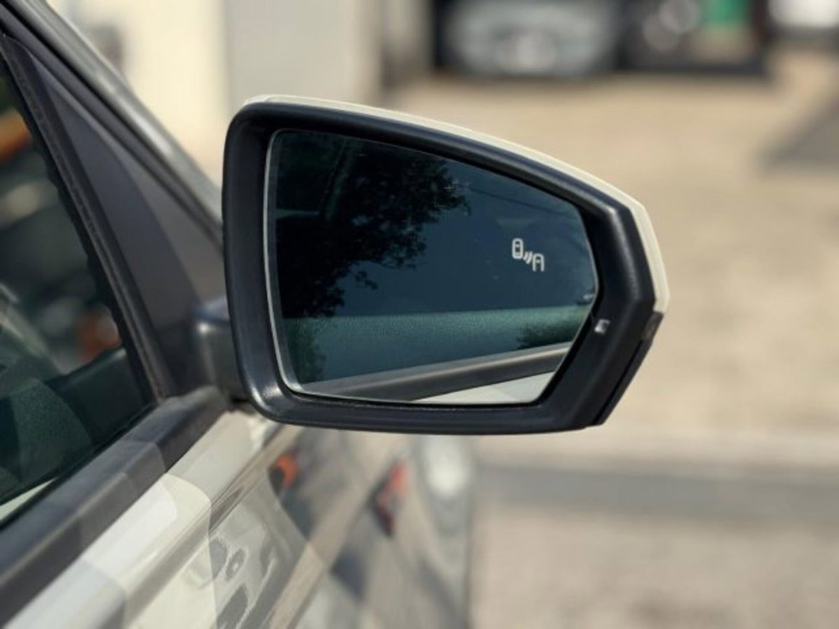 Volkswagen Polo 2.0 tsi GTI dsg (11)