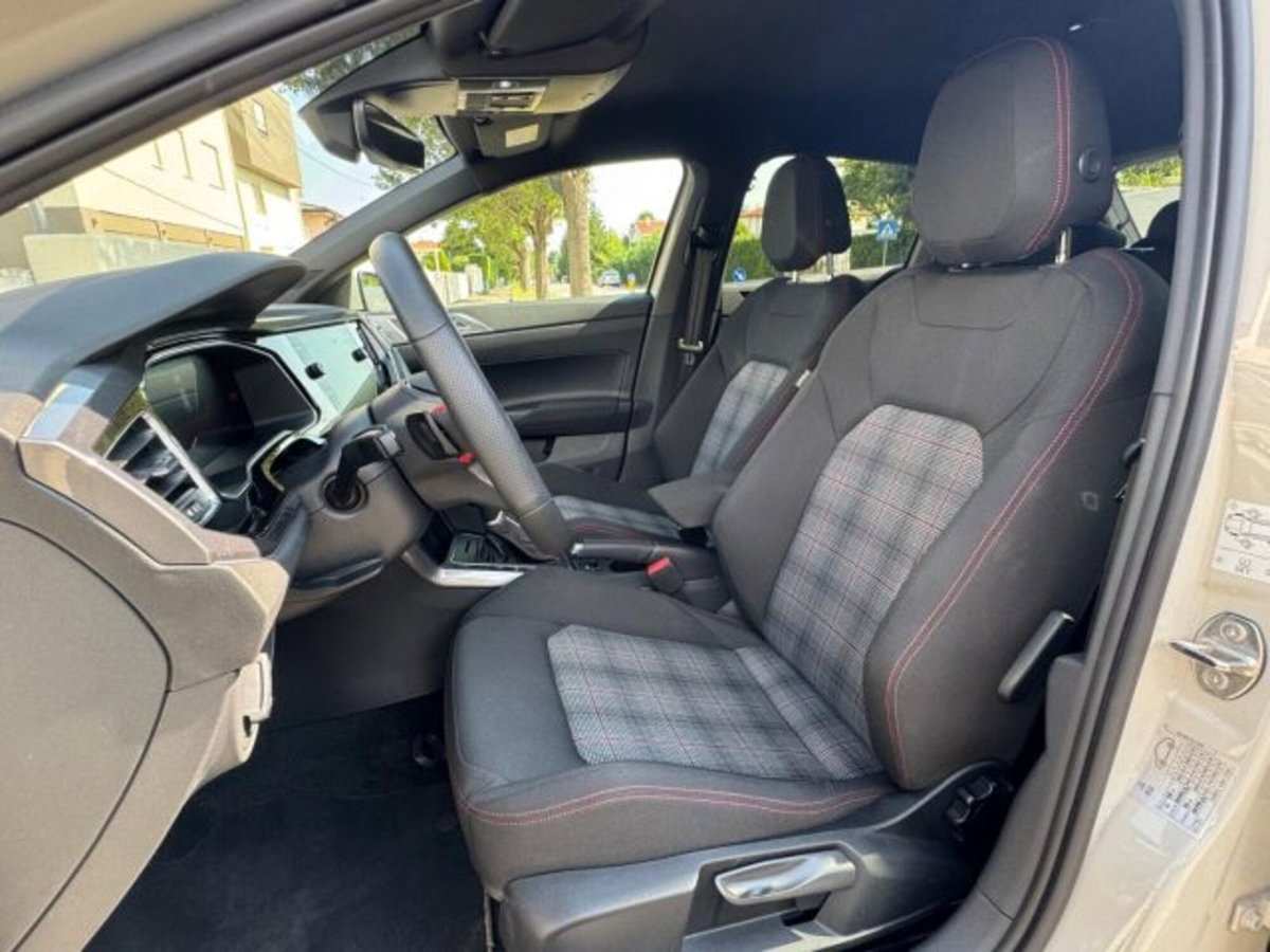 Volkswagen Polo 2.0 tsi GTI dsg (13)