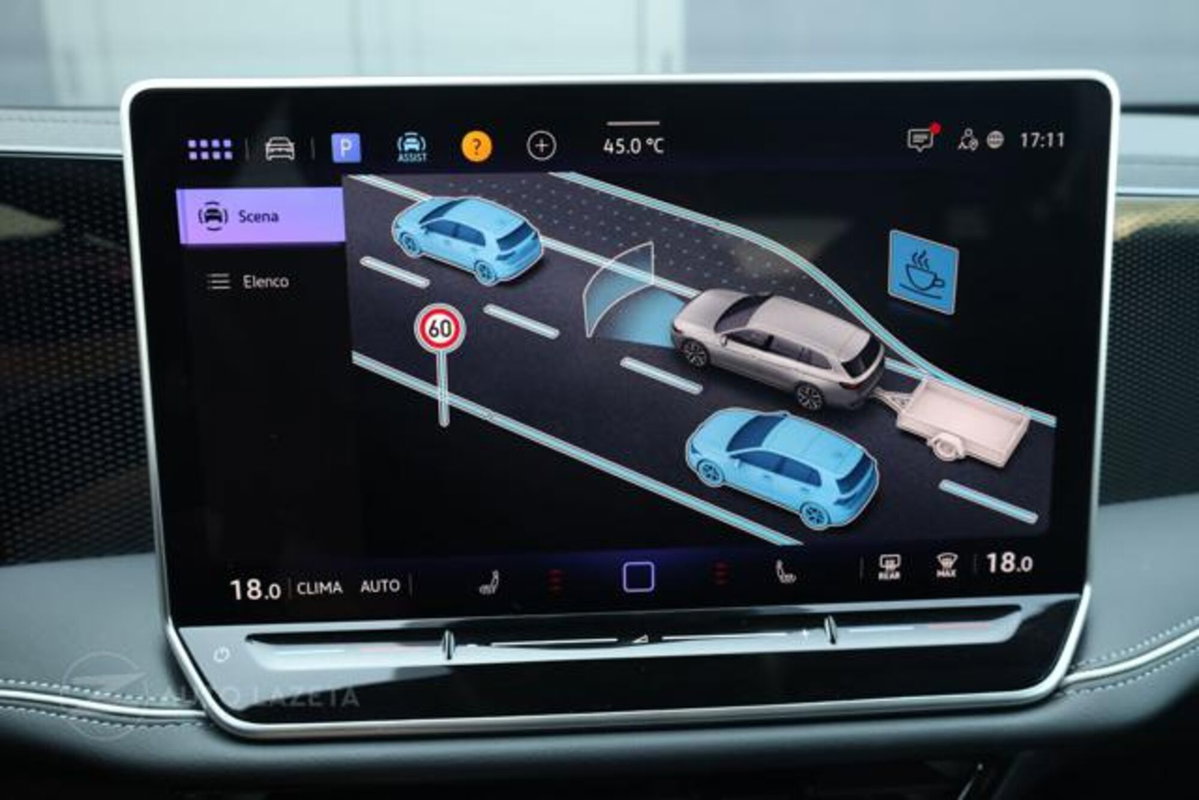 Volkswagen Passat 1.5 etsi act Business 150cv dsg (19)