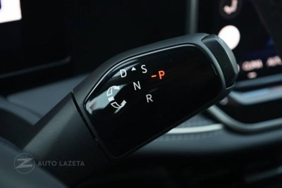 Volkswagen Passat 1.5 etsi act Business 150cv dsg (8)